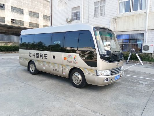 Cina Panjang 6M Isuzu Aluminium Coaster, Mesin Diesel Minibus, Ekstra Pintu Belakang Terbuka pemasok